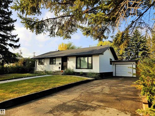 8604 142 St Nw, Edmonton, AB, T5R0M1 | Card Image