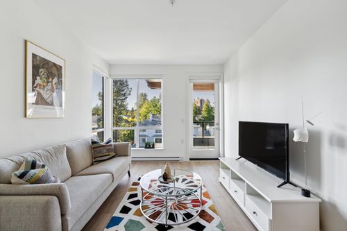 417-7579 16th St, Burnaby, BC, V3N0H7 | Card Image