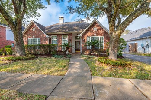 1615 Evergreen Lane, Seabrook, TX, 77586 | Card Image