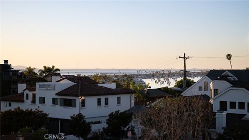 a2-416 Dahlia Ave, Corona del Mar, CA, 92625-2844 | Card Image