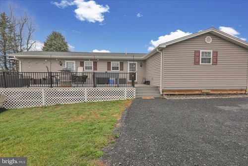 118 Crystal Ridge Rd, KUTZTOWN, PA, 19530-8890 | Card Image