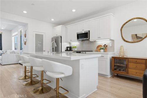 231 Equine Way, Rancho Mission Viejo, CA, 92694-1631 | Card Image