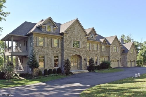 2 Chilton Rd, Chester, NJ, 07930-3109 | Card Image