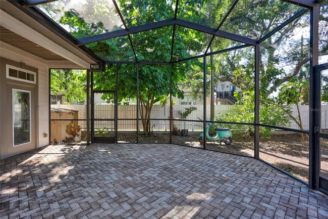 Enclosed porch | Image 42