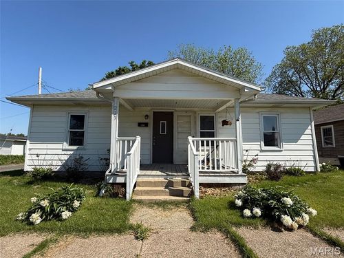213 W Saint Clair St, Vandalia, IL, 62471-2343 | Card Image