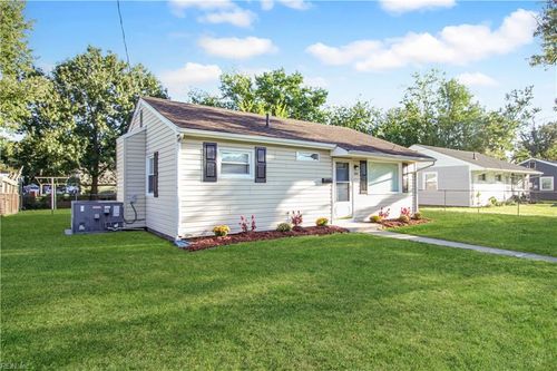 1926 Somerville Dr, Hampton, VA, 23663-1227 | Card Image