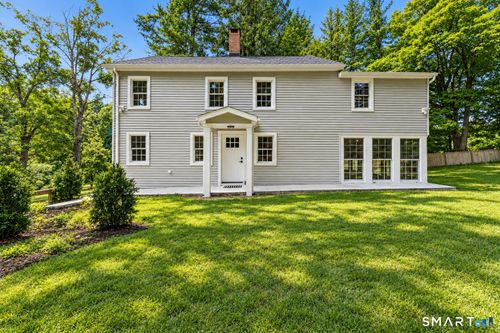 28 Walnut Hill Rd, Bethel, CT, 06801-1320 | Card Image