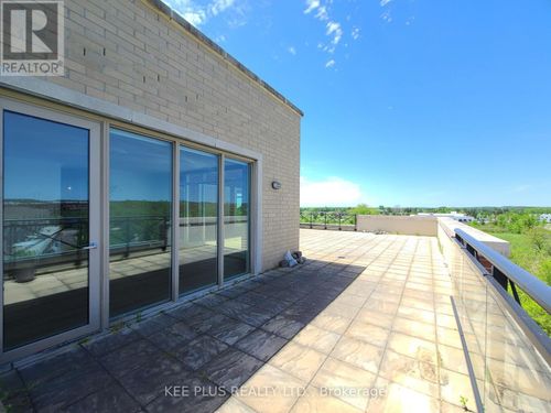 ph9-35 Baker Hill Boulevard, Whitchurch-Stouffville (Stouffville), ON, L4A1P8 | Card Image