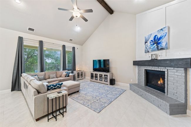 264 Axis Loop, House other with 3 bedrooms, 3 bathrooms and null parking in Georgetown TX | Image 8