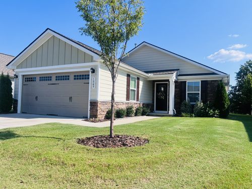 1049 Wilkinson Ln, White House, TN, 37188-3006 | Card Image