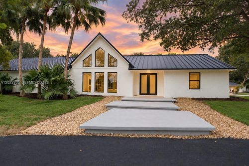 20500 Sw 50th Pl, Southwest Ranches, FL, 33332-1073 | Card Image