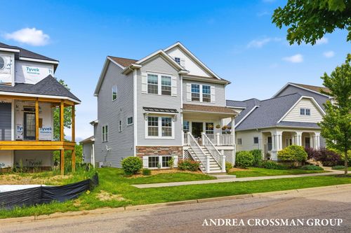 2130 Kensington Park Cir, Holland, MI, 49423-8550 | Card Image