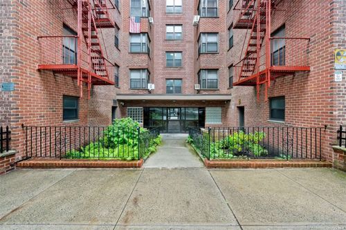 d307-32-25 88th Street, East Elmhurst, NY, 11369 | Card Image