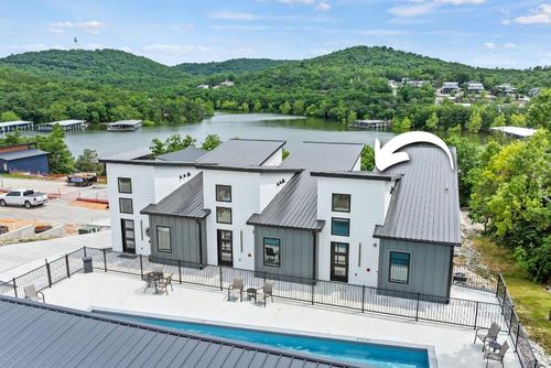 19-13 Reed St, Reeds Spring, MO, 65737-7682 | Card Image