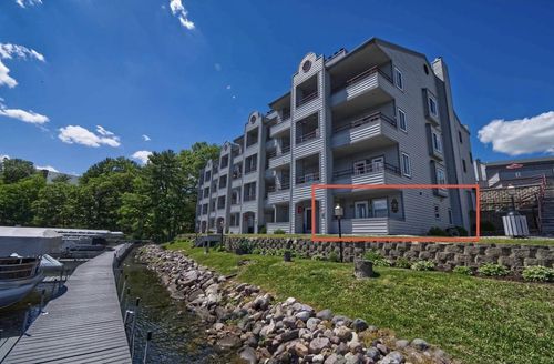 208-530 E Hiawatha Dr, Wisconsin Dells, WI, 53965-8436 | Card Image