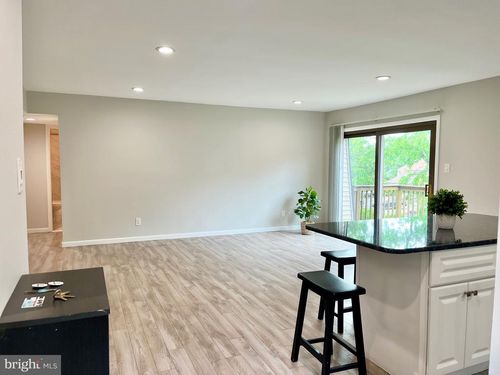 702 Meadow Woods, Lawrence, NJ, 08648 | Card Image