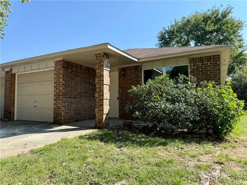 5905 Sara St, Fayetteville, AR, 72704-1003 | Card Image