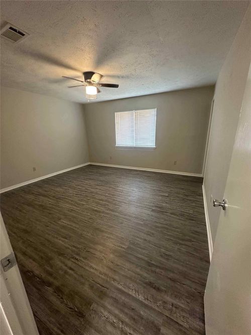 6918 Kearney Dr, Richmond, TX, 77469-5820 | Card Image