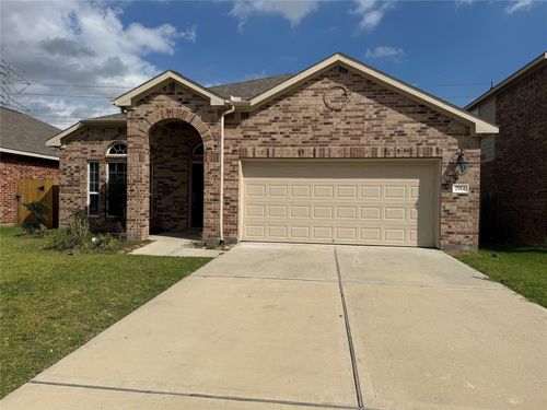 7914 Brooks Crossing Dr, Baytown, TX, 77521-5301 | Card Image