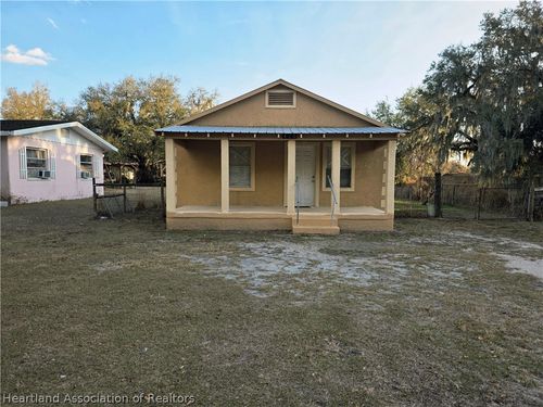 430 4th St E, Zolfo Springs, FL, 33890-9429 | Card Image