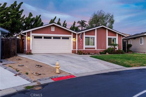 881 Greenacre Dr, Santa Maria, CA, 93455-2449 | Card Image