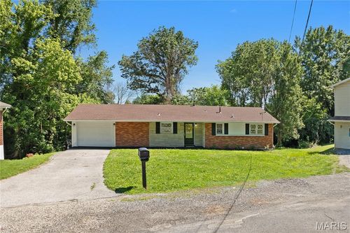 12 Highwood Circle, Belleville, IL, 62223 | Card Image