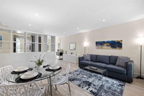 apt-4-1241 14th St, Miami Beach, FL, 33139-3740 | Card Image