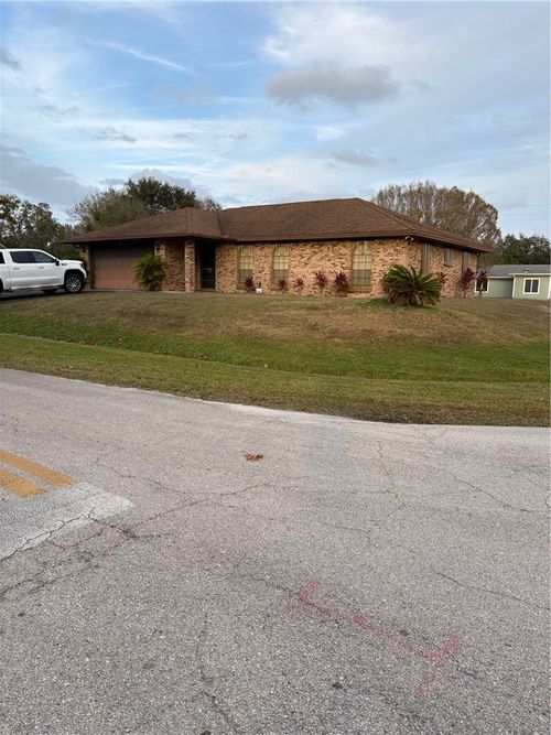 781 Glencove St, SEBASTIAN, FL, 32958-4833 | Card Image