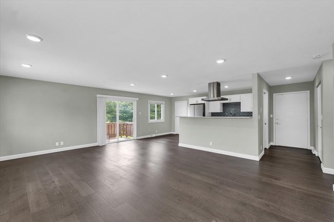 8 - 8 Fields E, Condo with 2 bedrooms, 2 bathrooms and 1 parking in Champaign IL | Image 16