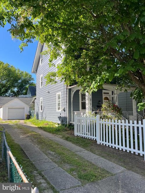 227 Greenfield Ave, ARDMORE, PA, 19003-1205 | Card Image