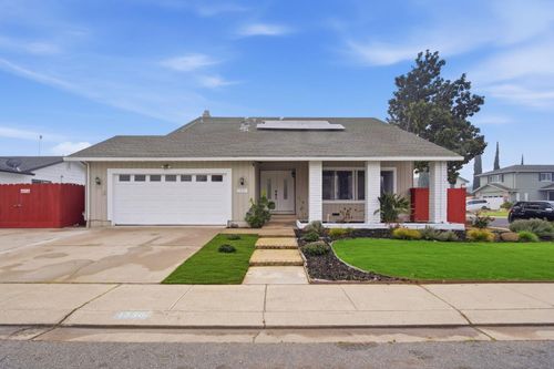 1336 Northgate Dr, Manteca, CA, 95336-6223 | Card Image