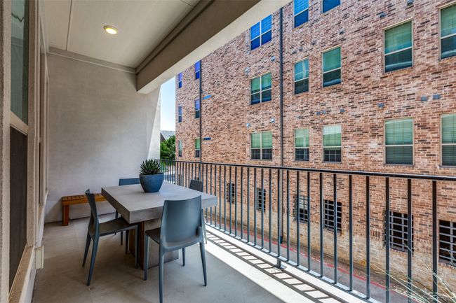 UNIT-1106 - 5015 Meridian Ln, Condo with 3 bedrooms, 3 bathrooms and null parking in Addison TX | Image 29