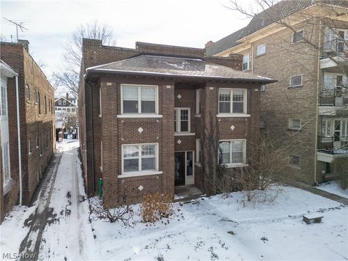 2548 Overlook Rd, Cleveland, OH, 44106-2495 | Card Image