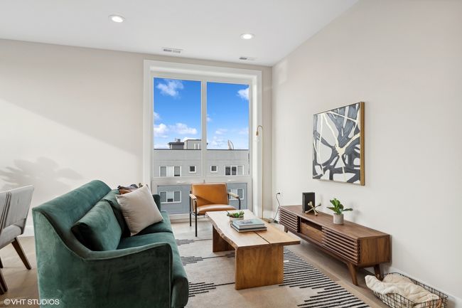 UNIT-406 - 2342 W Adams St, Condo with 2 bedrooms, 2 bathrooms and 1 parking in CHICAGO IL | Image 6