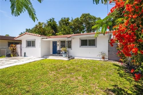 2340 Sw 17th Ave, Miami, FL, 33145-3808 | Card Image