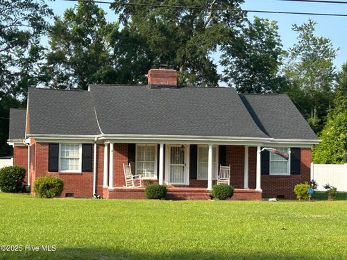 1405 W Church St, Laurinburg, NC, 28352-3453 | Card Image