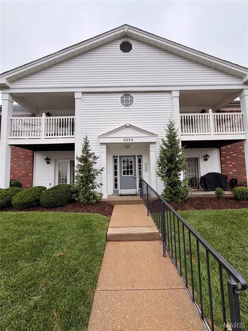 h-4324 Forder Pl, Saint Louis, MO, 63129-6824 | Card Image