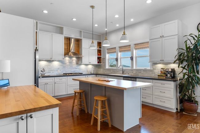 26501 Skyline Dr, House other with 3 bedrooms, 3 bathrooms and null parking in Tehachapi CA | Image 5