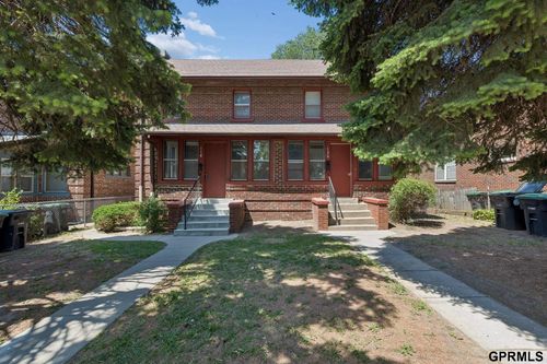 118-120 N 38 Street N, Omaha, NE, 68131 | Card Image