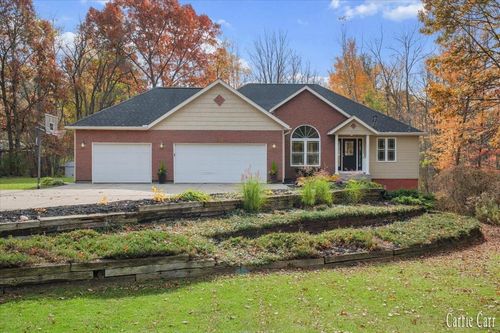 5284 14 Mile Court Ne, Courtland Township, MI, 49341 | Card Image