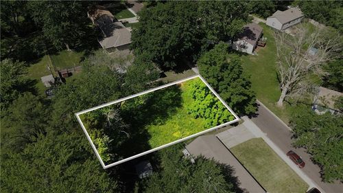 8510 Stark Ave, Raytown, MO, 64138-3163 | Card Image