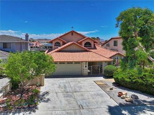 27573 Silver Lakes Pkwy, Helendale, CA, 92342-7813 | Card Image