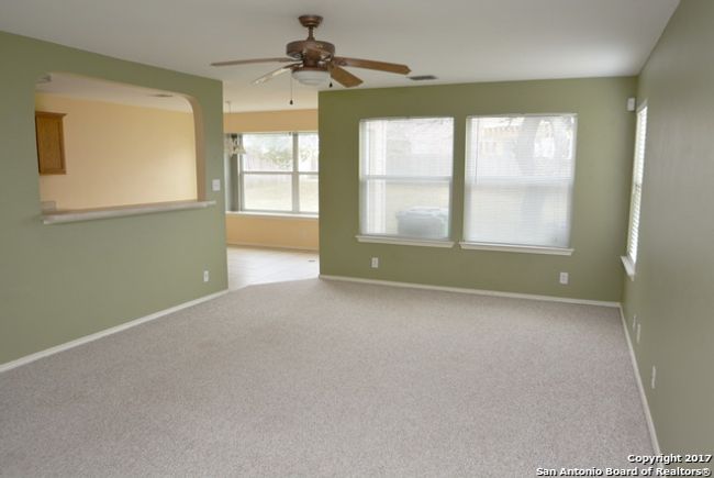 34 Drizzle Run, House other with 4 bedrooms, 3 bathrooms and null parking in San Antonio TX | Image 4