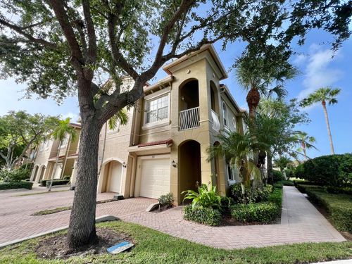 208-4930 Bonsai Cir, Palm Beach Gardens, FL, 33418-6771 | Card Image