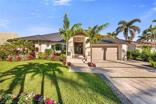 1935 Snook Dr, NAPLES, FL, 34102 | Card Image