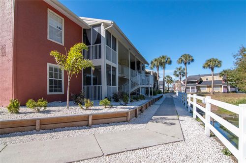 unit-105-803 Lake Haven Sq, BRANDON, FL, 33511-6093 | Card Image