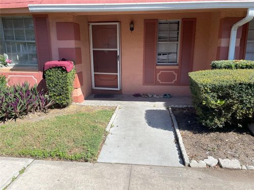 apt-5-1-2727 W Oak Ridge Rd, ORLANDO, FL, 32809-3752 | Card Image
