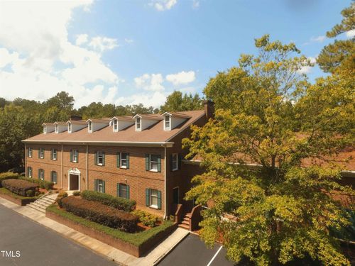 300 Silver Cedar Ct, Chapel Hill, NC, 27514-1696 | Card Image