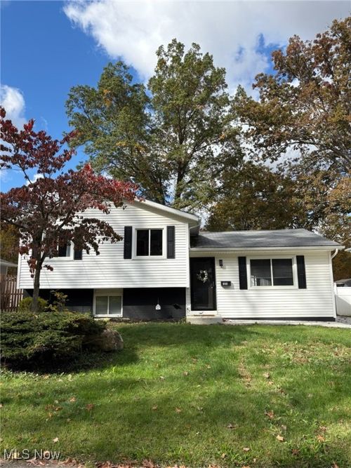 1054 Karen Dr, Akron, OH, 44313-5232 | Card Image