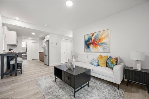 9-182 Bridge Cres, Palmerston, ON, N0G2P0 | Card Image
